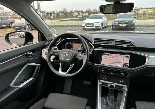 Audi Q3 cena 156900 przebieg: 20121, rok produkcji 2023 z Radków małe 301